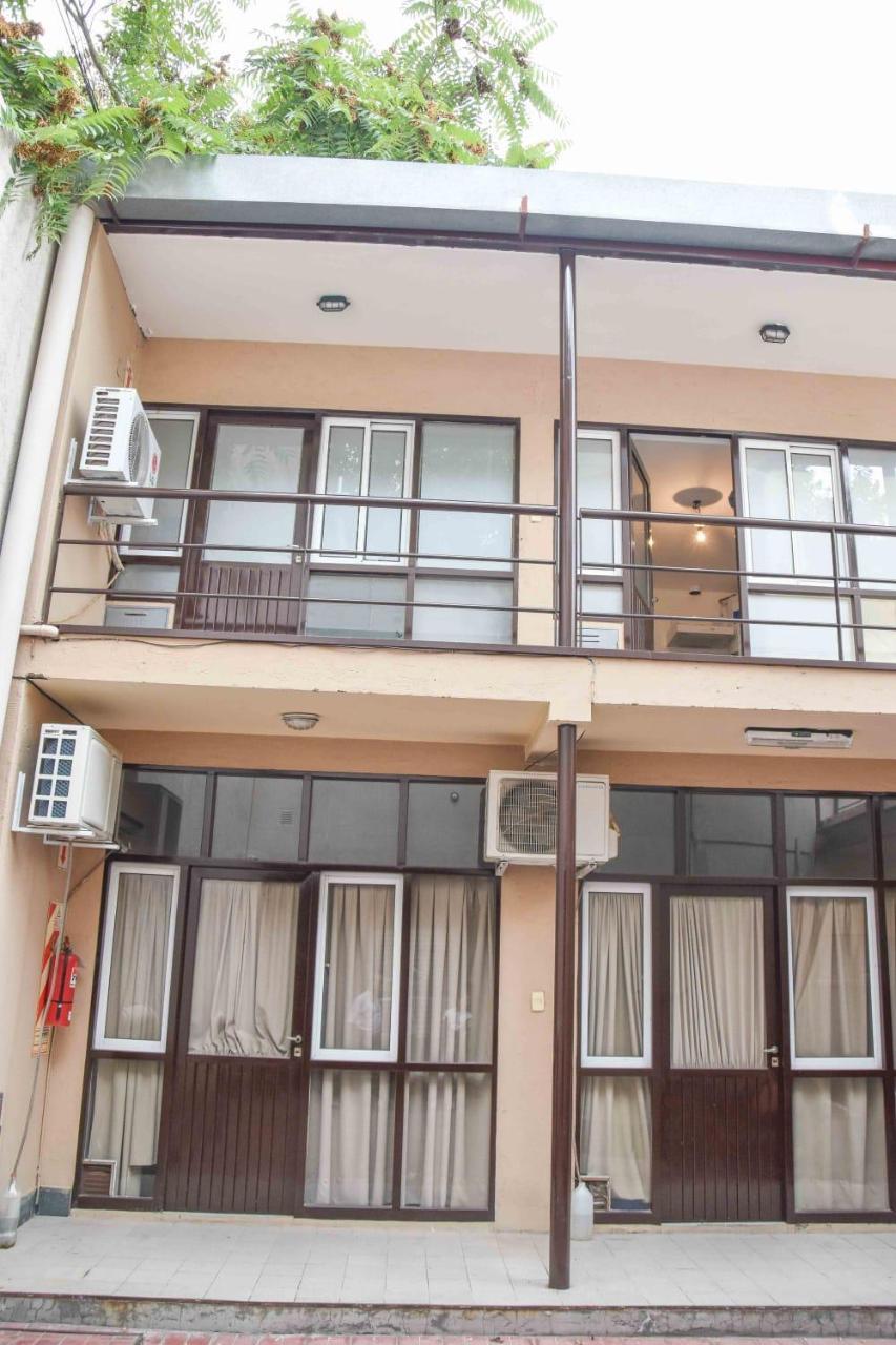 Apartamentos Quinta Seccion Mendoza Bagian luar foto