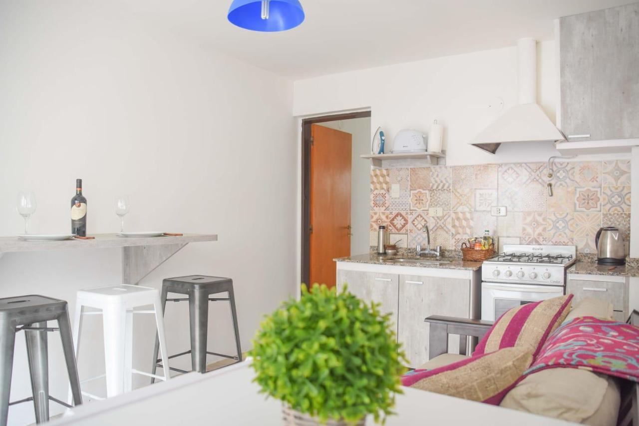 Apartamentos Quinta Seccion Mendoza Bagian luar foto
