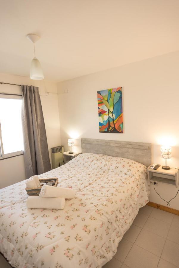 Apartamentos Quinta Seccion Mendoza Bagian luar foto