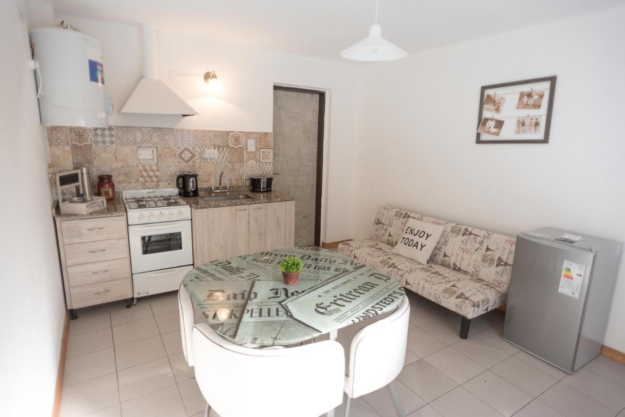 Apartamentos Quinta Seccion Mendoza Bagian luar foto